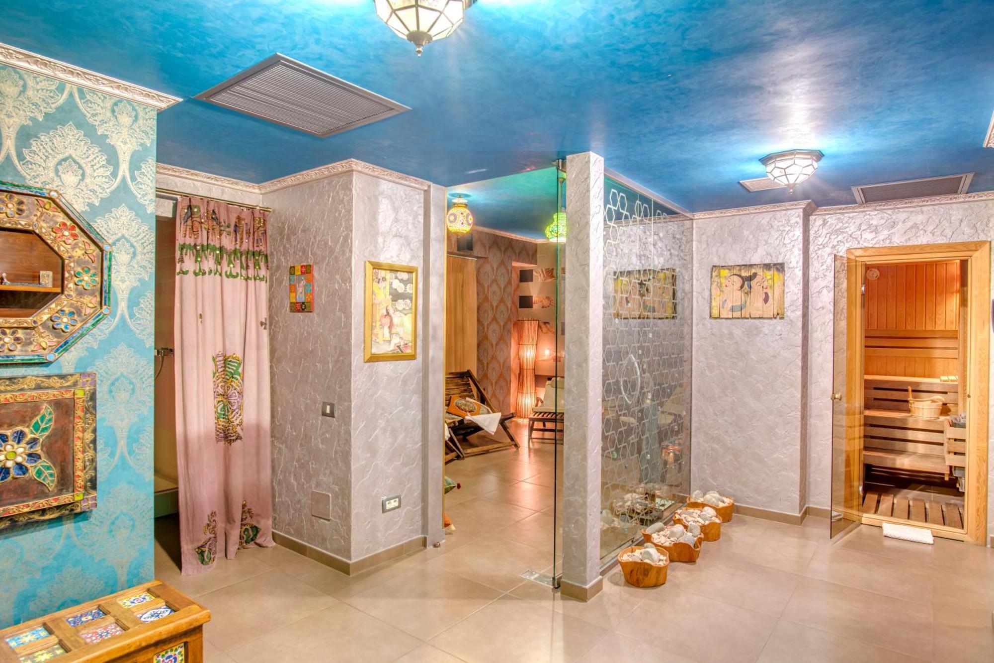 Simfonia Boutique Hotel Râmnicu Vâlcea Zewnętrze zdjęcie