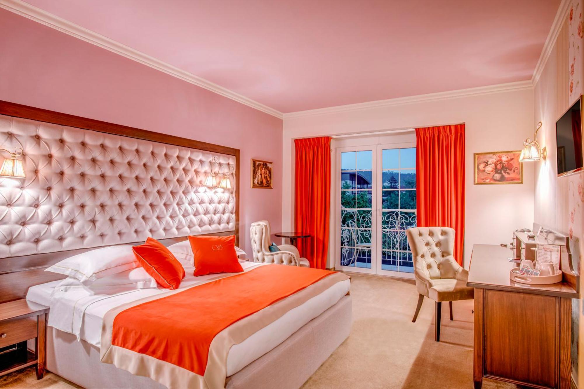 Simfonia Boutique Hotel Râmnicu Vâlcea Zewnętrze zdjęcie